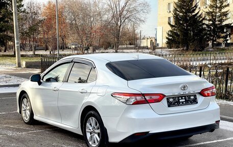 Toyota Camry, 2020 год, 2 950 000 рублей, 8 фотография