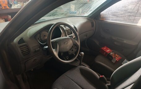 Hyundai Accent II, 2008 год, 250 000 рублей, 3 фотография