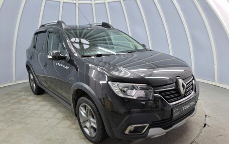 Renault Sandero II рестайлинг, 2019 год, 1 543 300 рублей, 3 фотография