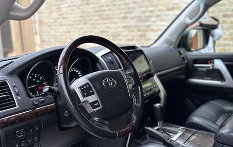 Toyota Land Cruiser 200, 2015 год, 4 850 000 рублей, 7 фотография