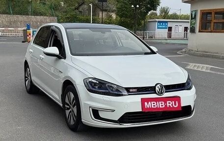 Volkswagen Golf VII, 2020 год, 1 590 000 рублей, 3 фотография