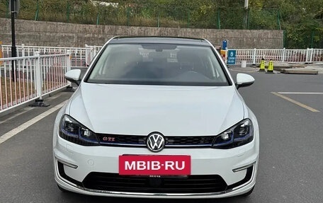 Volkswagen Golf VII, 2020 год, 1 590 000 рублей, 2 фотография