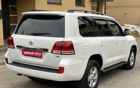 Toyota Land Cruiser 200, 2011 год, 3 250 000 рублей, 9 фотография