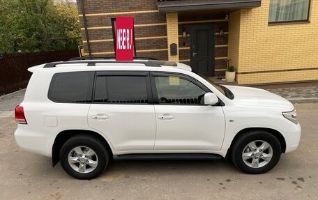 Toyota Land Cruiser 200, 2011 год, 3 250 000 рублей, 8 фотография