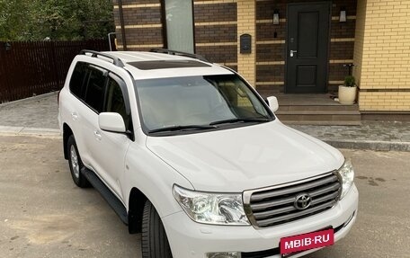 Toyota Land Cruiser 200, 2011 год, 3 250 000 рублей, 2 фотография