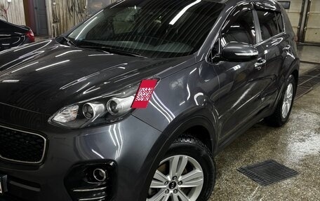 KIA Sportage IV рестайлинг, 2017 год, 2 400 000 рублей, 2 фотография