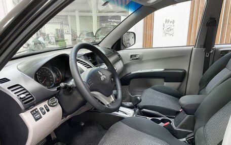 Mitsubishi L200 IV рестайлинг, 2011 год, 1 699 000 рублей, 11 фотография