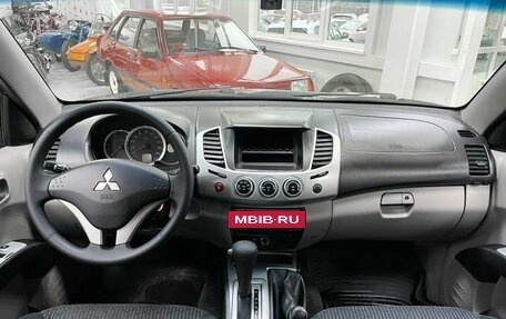 Mitsubishi L200 IV рестайлинг, 2011 год, 1 699 000 рублей, 12 фотография