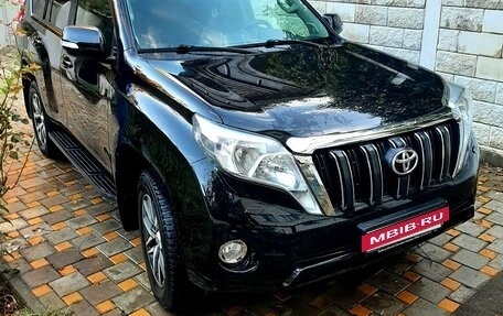 Toyota Land Cruiser Prado 150 рестайлинг 2, 2014 год, 3 750 000 рублей, 2 фотография