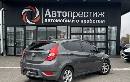 Hyundai Solaris II рестайлинг, 2011 год, 850 000 рублей, 6 фотография