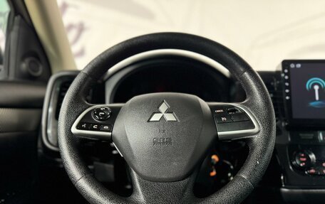 Mitsubishi Outlander III рестайлинг 3, 2012 год, 1 450 000 рублей, 10 фотография