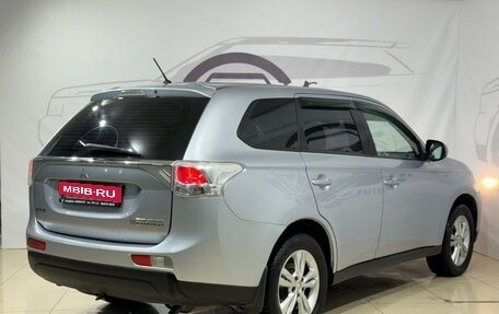 Mitsubishi Outlander III рестайлинг 3, 2012 год, 1 450 000 рублей, 4 фотография