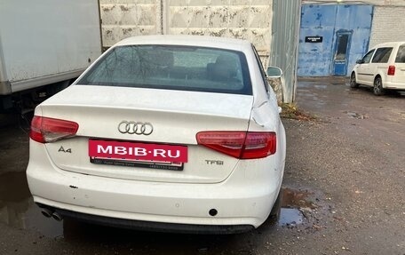 Audi A4, 2012 год, 850 000 рублей, 2 фотография