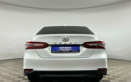 Toyota Camry, 2021 год, 3 749 000 рублей, 5 фотография