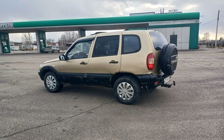 Chevrolet Niva I рестайлинг, 2006 год, 300 000 рублей, 2 фотография