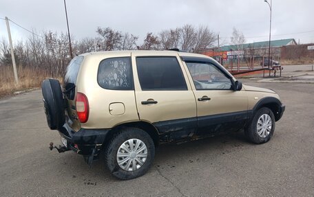 Chevrolet Niva I рестайлинг, 2006 год, 300 000 рублей, 5 фотография