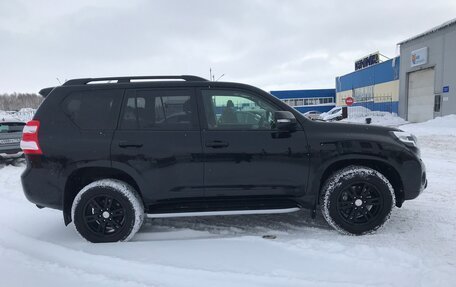 Toyota Land Cruiser Prado 150 рестайлинг 2, 2016 год, 3 980 000 рублей, 8 фотография