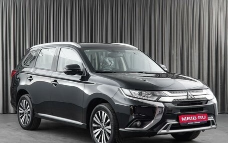 Mitsubishi Outlander III рестайлинг 3, 2022 год, 3 810 000 рублей, 1 фотография