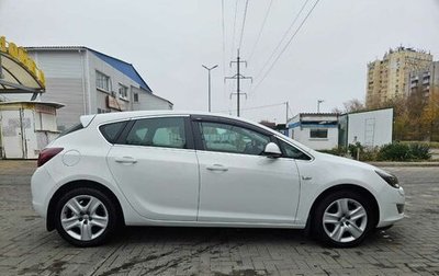 Opel Astra J, 2012 год, 880 000 рублей, 1 фотография