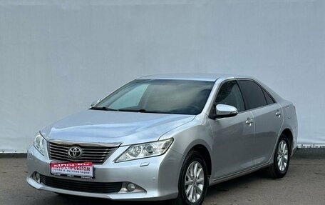 Toyota Camry, 2013 год, 1 900 000 рублей, 1 фотография