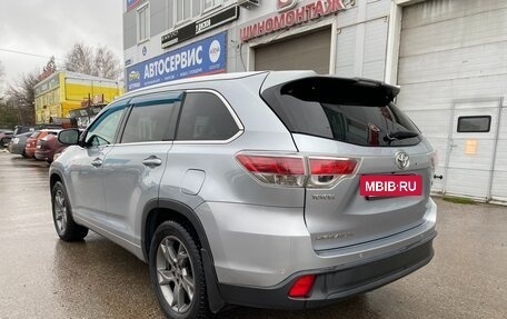 Toyota Highlander III, 2014 год, 3 145 000 рублей, 8 фотография