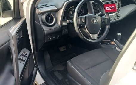 Toyota RAV4, 2016 год, 2 885 000 рублей, 8 фотография