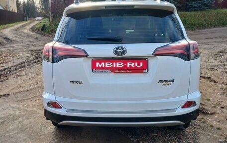 Toyota RAV4, 2016 год, 2 885 000 рублей, 5 фотография