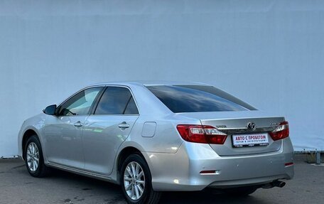 Toyota Camry, 2013 год, 1 900 000 рублей, 7 фотография