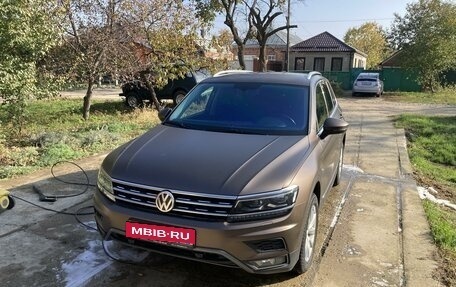 Volkswagen Tiguan II, 2018 год, 2 900 000 рублей, 1 фотография