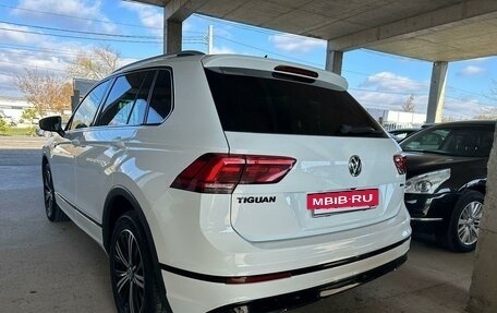 Volkswagen Tiguan II, 2017 год, 2 999 000 рублей, 4 фотография