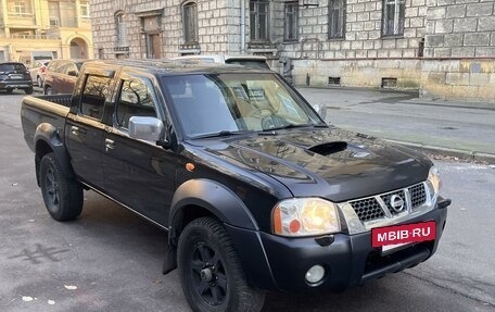 Nissan NP300, 2009 год, 750 000 рублей, 6 фотография