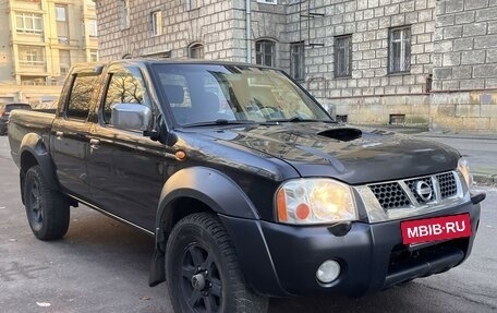 Nissan NP300, 2009 год, 750 000 рублей, 4 фотография