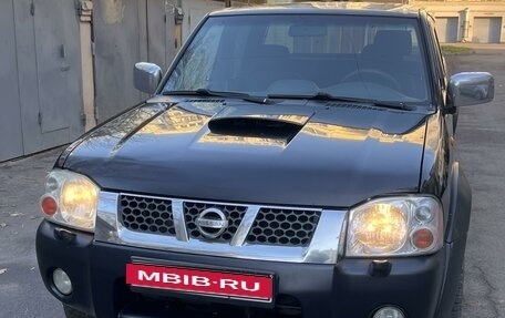 Nissan NP300, 2009 год, 750 000 рублей, 2 фотография