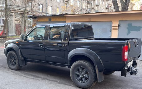 Nissan NP300, 2009 год, 750 000 рублей, 12 фотография