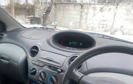 Toyota Vitz, 2002 год, 450 000 рублей, 9 фотография