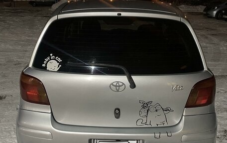 Toyota Vitz, 2002 год, 450 000 рублей, 17 фотография