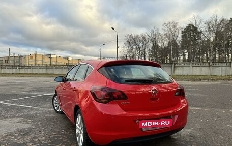 Opel Astra J, 2012 год, 890 000 рублей, 3 фотография