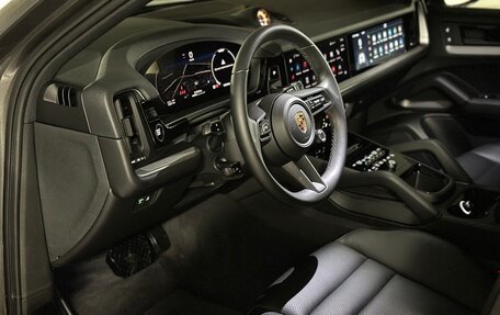 Porsche Cayenne III, 2023 год, 17 800 000 рублей, 14 фотография