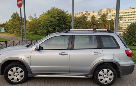 Mitsubishi Outlander III рестайлинг 3, 2006 год, 720 000 рублей, 1 фотография