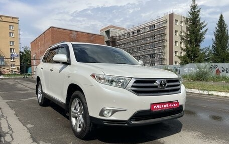 Toyota Highlander III, 2011 год, 2 790 000 рублей, 1 фотография