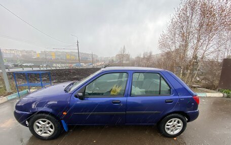 Ford Fiesta, 1998 год, 199 000 рублей, 2 фотография