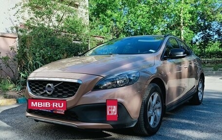 Volvo V40 Cross Country I, 2013 год, 1 625 000 рублей, 17 фотография