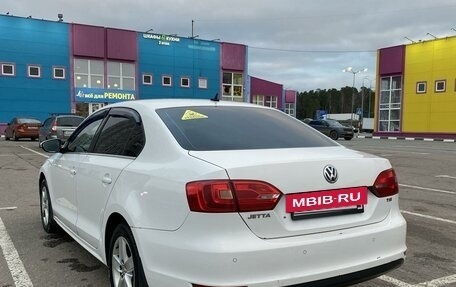 Volkswagen Jetta VI, 2013 год, 940 000 рублей, 5 фотография