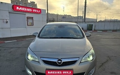 Opel Astra J, 2012 год, 810 000 рублей, 1 фотография