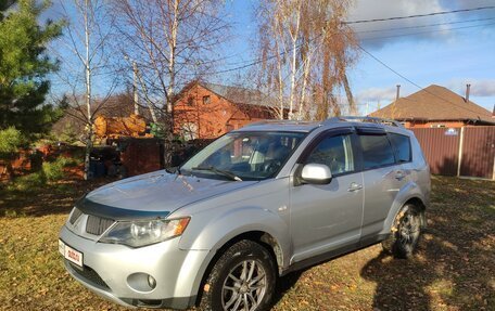 Mitsubishi Outlander III рестайлинг 3, 2008 год, 650 000 рублей, 2 фотография