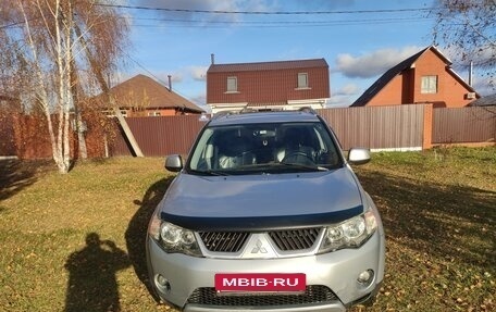 Mitsubishi Outlander III рестайлинг 3, 2008 год, 650 000 рублей, 22 фотография