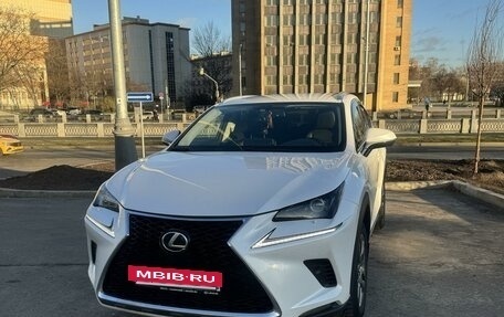 Lexus NX I, 2020 год, 4 550 000 рублей, 10 фотография