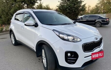 KIA Sportage IV рестайлинг, 2018 год, 2 220 000 рублей, 3 фотография