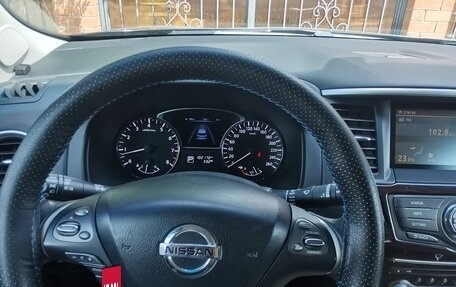 Nissan Pathfinder, 2015 год, 2 190 000 рублей, 11 фотография