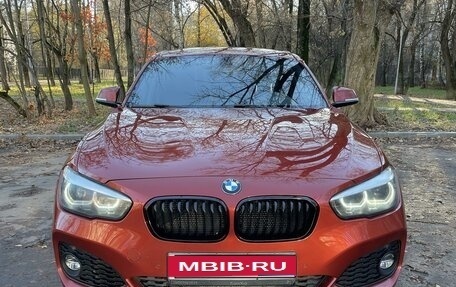 BMW 1 серия, 2019 год, 2 800 000 рублей, 1 фотография